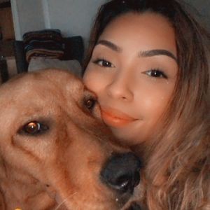 Meet your Posher, Daniela